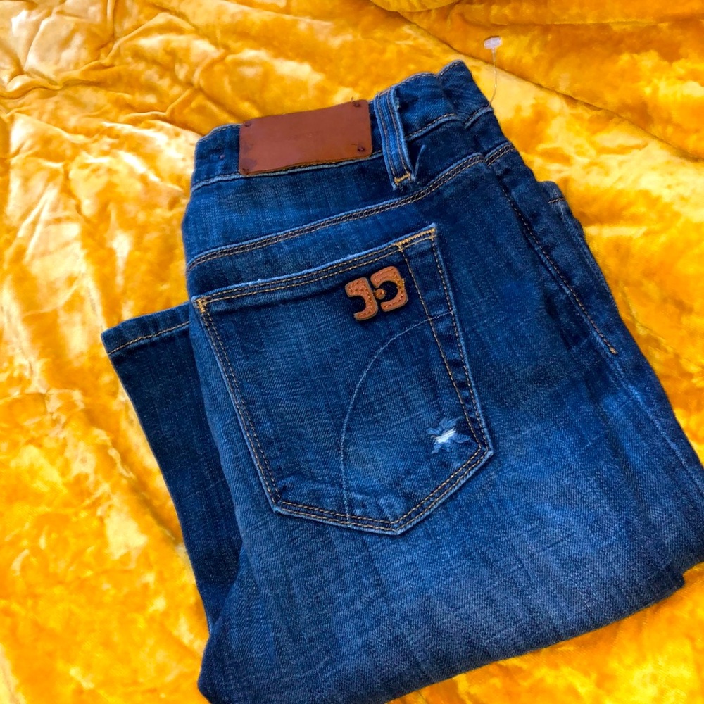 Joe jeans size 25 never worn -Style: Flaire visionaire. Inseam 33 1/2.New WO tag